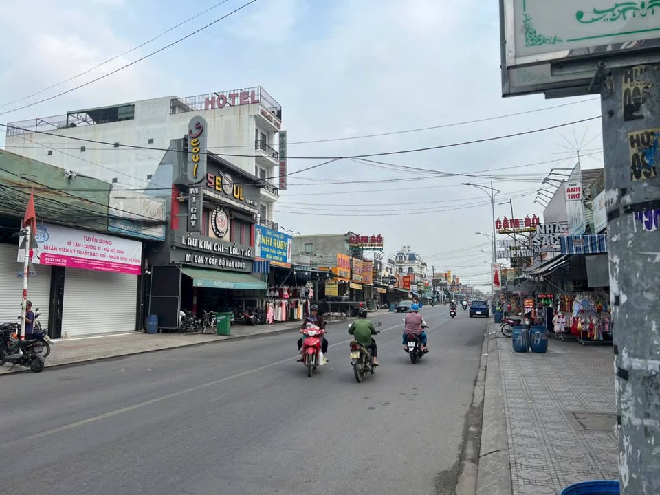 Nhà mặt tiền kinh doanh Thuận Giao 186m² giá 9.4 tỷ - Cơ hội đầu tư hiếm có!