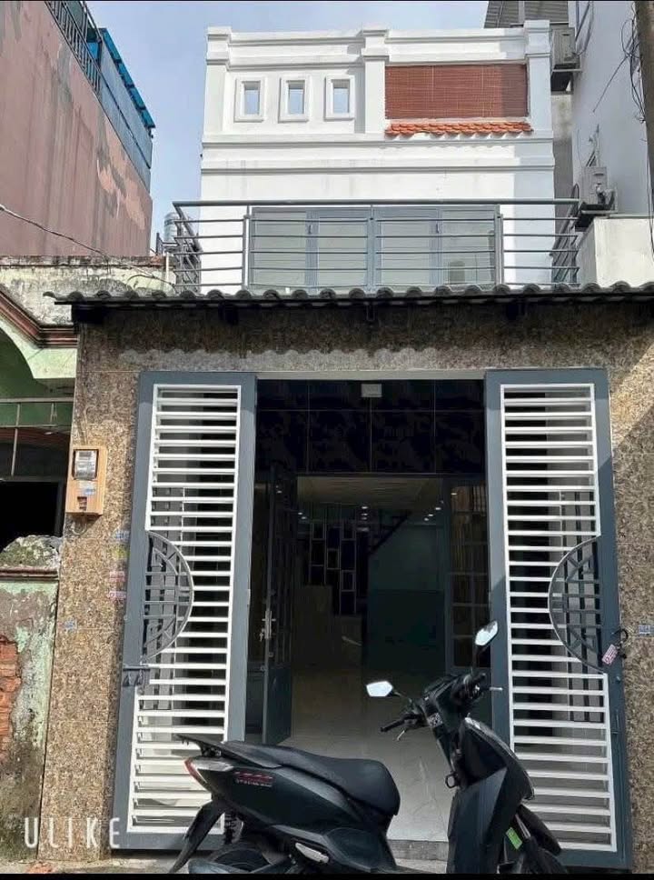 Nhà phố Bình Tân 56m² giá 3.89 tỷ - Hẻm xe hơi, gần chợ Liên Khu 5-6!