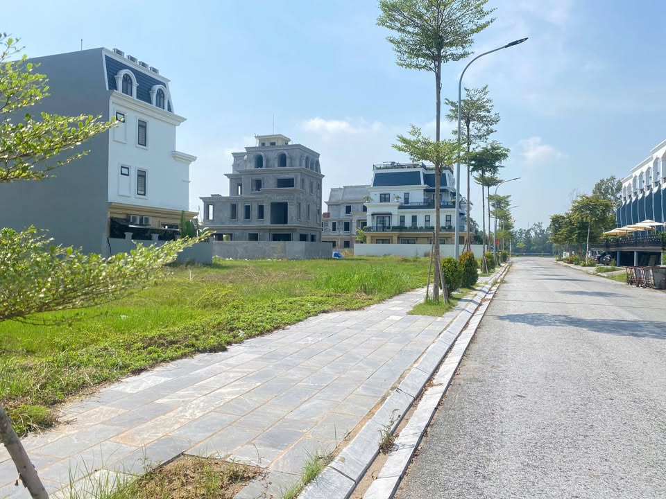 Đất nền KDT Bắc Đầm Vạc 297m² giá 6.486 tỷ - Vị trí triệu đô với tầm view độc bản!