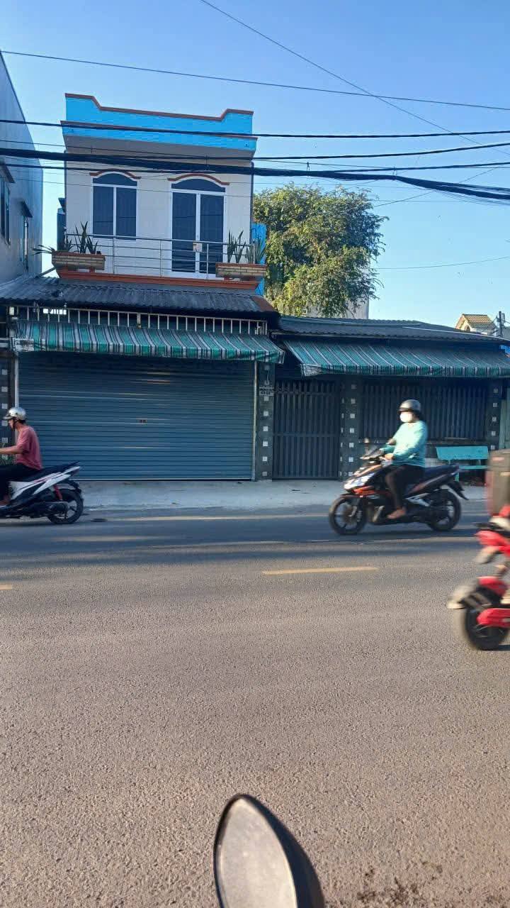 Nhà mặt tiền Dương Công Khi, Tân Hiệp, 120m² - Kinh doanh đắc địa ngay chợ!