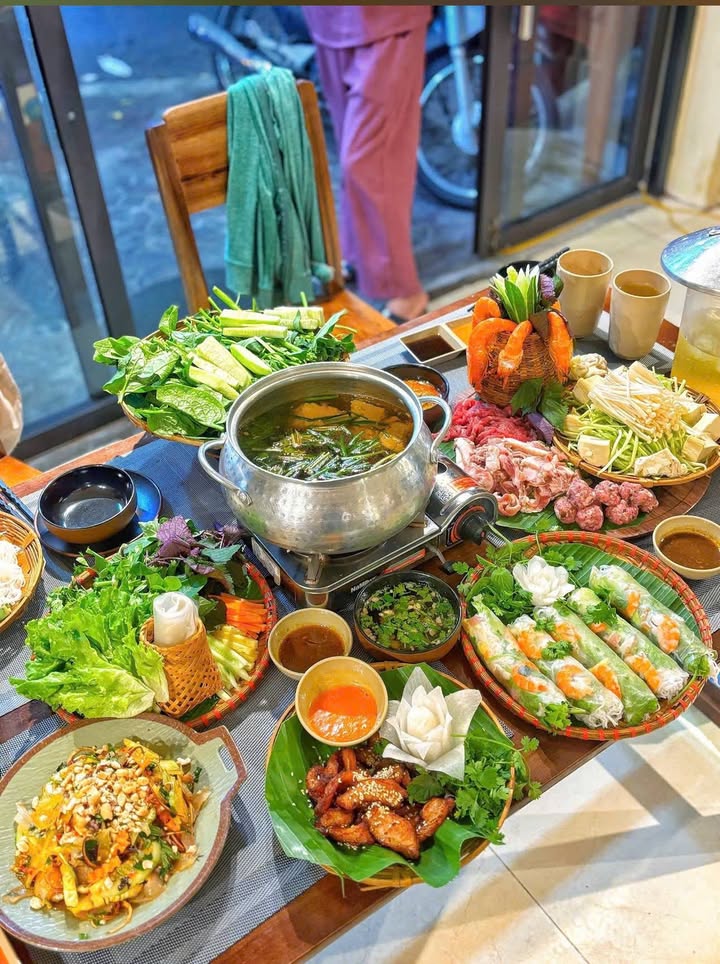 Quán ăn cho thuê tại ngõ 48 Tạ Quang Bửu, Hai Bà Trưng, 80m² - Kinh doanh sẵn ngay!