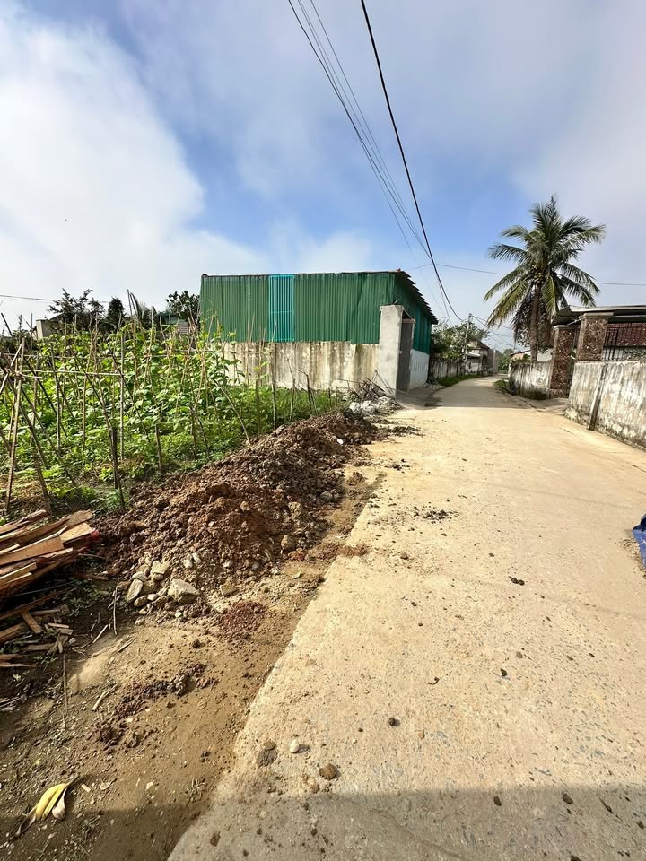 Đất nền tại Hùng Tiến, Nam Đàn 200m² giá 1.3 tỷ - Cơ hội đầu tư hấp dẫn!