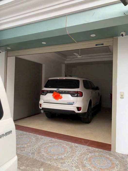 Bán nhà phố Hàm Nghi 40m² giá 13 tỷ - Kinh doanh đắc địa, sổ đỏ chính chủ!