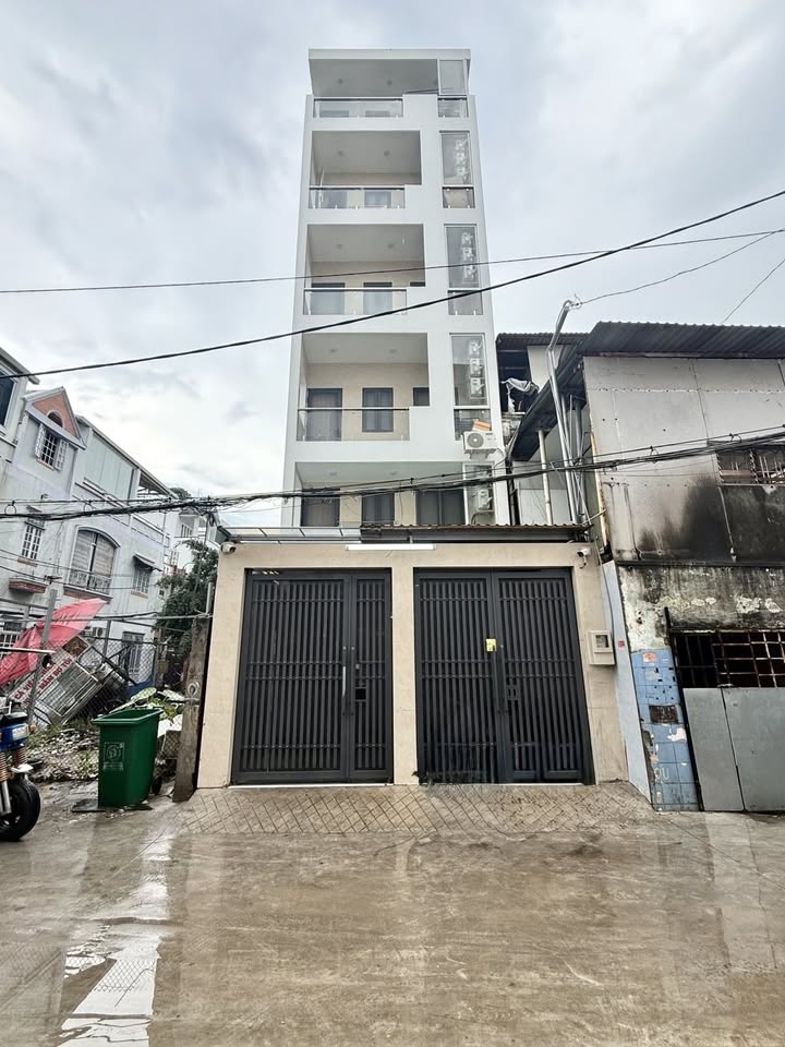 Căn hộ dịch vụ Gò Vấp 130m² giá 25.8 tỷ - Đầu tư sinh lời bền vững!