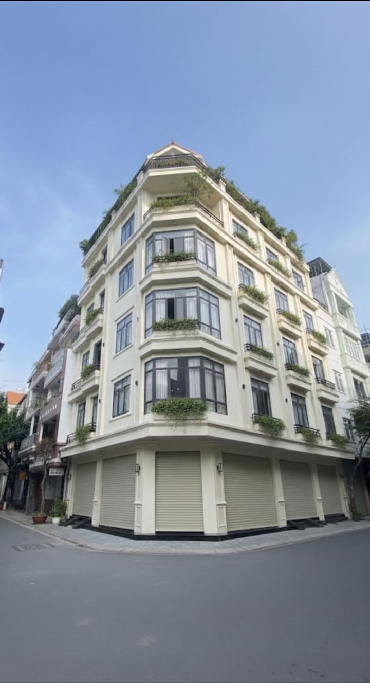 FrontHouse 2 mặt tiền Hoàng Công Dủ, quận 10 - Diện tích 70m², giá 14 tỷ - Cơ hội kinh doanh tuyệt vời!