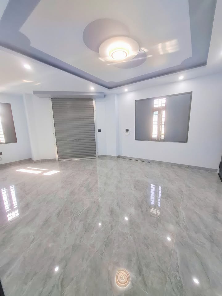 Nhà nguyên căn Bửu Long 120m² giá 12 triệu - Phù hợp làm văn phòng, trung tâm đào tạo