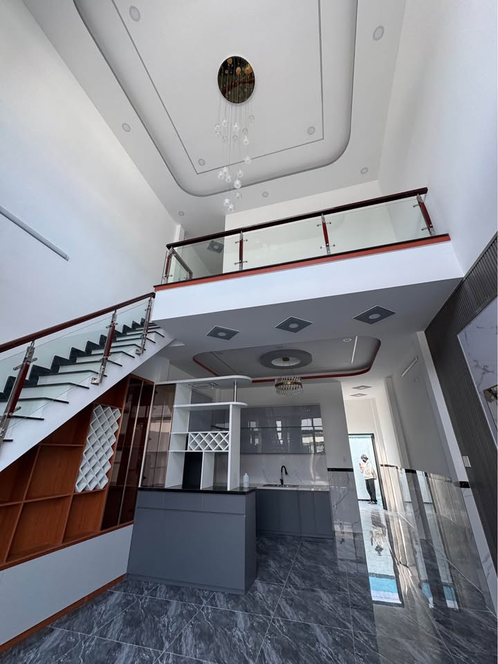 Nhà phố cao cấp Bà Điểm Hóc Môn 100m² giá thỏa thuận - Dọn vào ở ngay đón Tết!