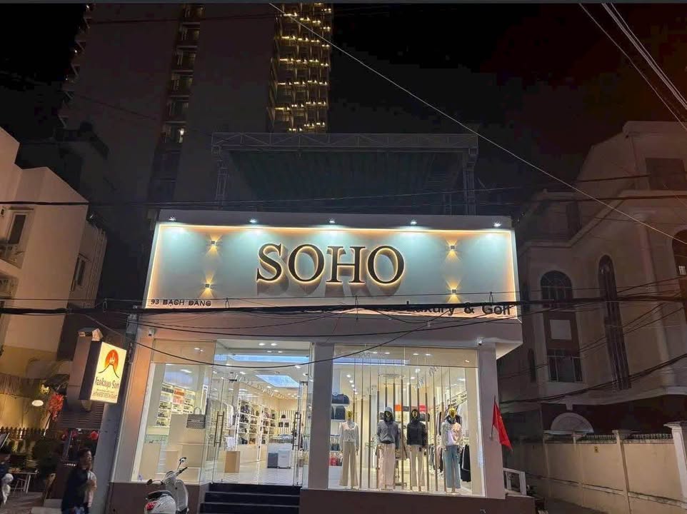 Bán gấp FrontHouse 2 mặt tiền đường Bạch Đằng, Nha Trang 157m² - Vị trí đắc địa chỉ 500m biển!