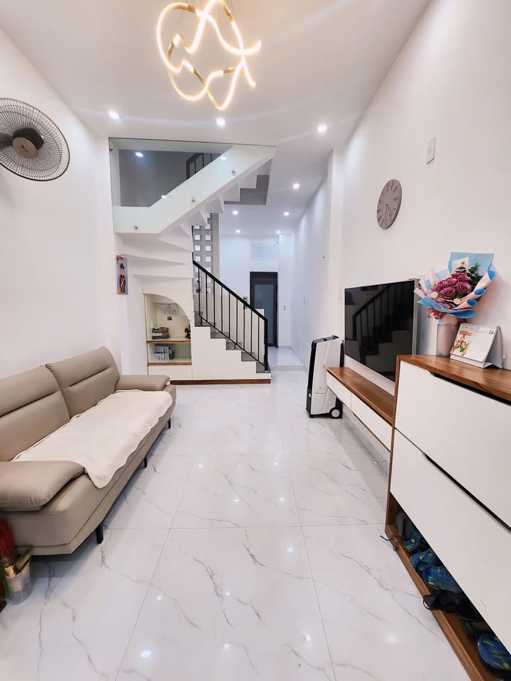 Nhà hẻm 55 Ngô Mây, phường Nguyễn Văn Cừ, 30m² giá 2 tỷ - Sẵn sàng ở ngay!