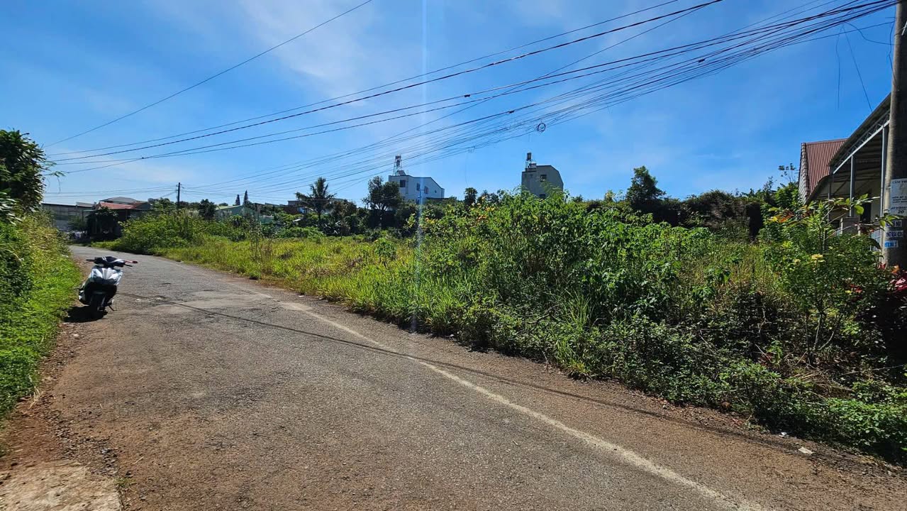 Đất mặt tiền đường Mạc Đỉnh Chi, Bảo Lộc 2856m² giá 14.5 tỷ - Cơ hội đầu tư hấp dẫn!