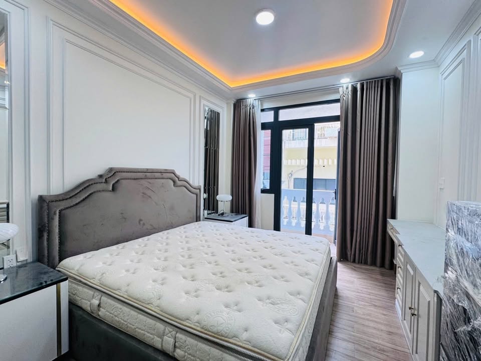 Căn hộ dịch vụ 7 tầng tại Trần Tuấn Khải, Quận 5 - 53m² giá 18.45 tỷ - Đầu tư sinh lời ổn định!