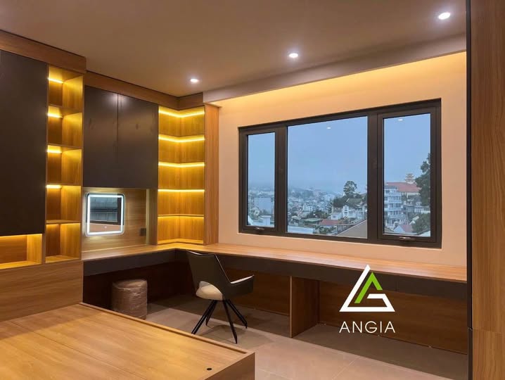 Nhà mặt phố Đào Duy Từ Đà Lạt 72m² giá 15 tỷ - Thiết kế hiện đại, kinh doanh thuận lợi!