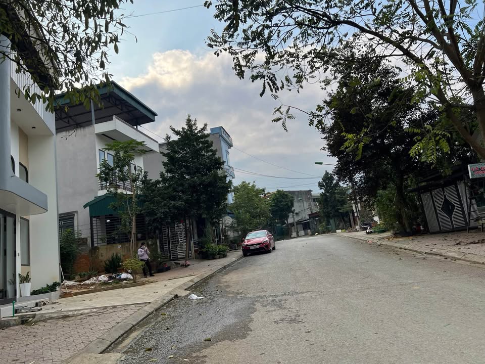 Đất nền mặt tiền đường Trần Thánh Tông, phường Duyên Hải, 100m² - Giá 1.98 tỷ, thương lượng tốt!