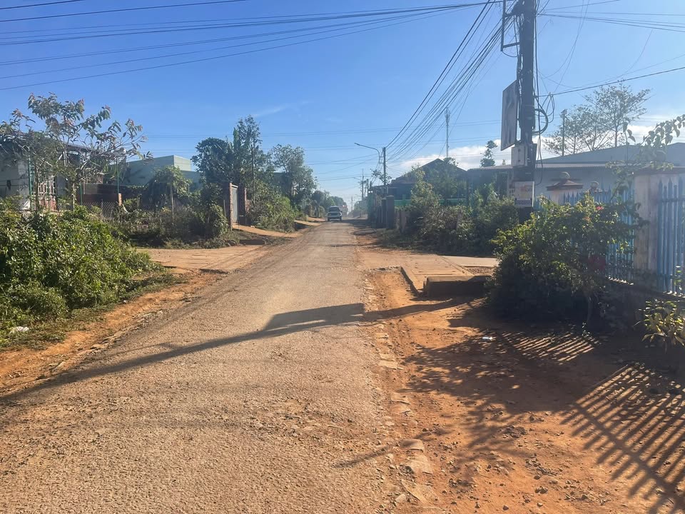 Đất nền kinh doanh ở Ia Kênh, Pleiku 200m² giá 700 triệu - Mặt tiền sầm uất!