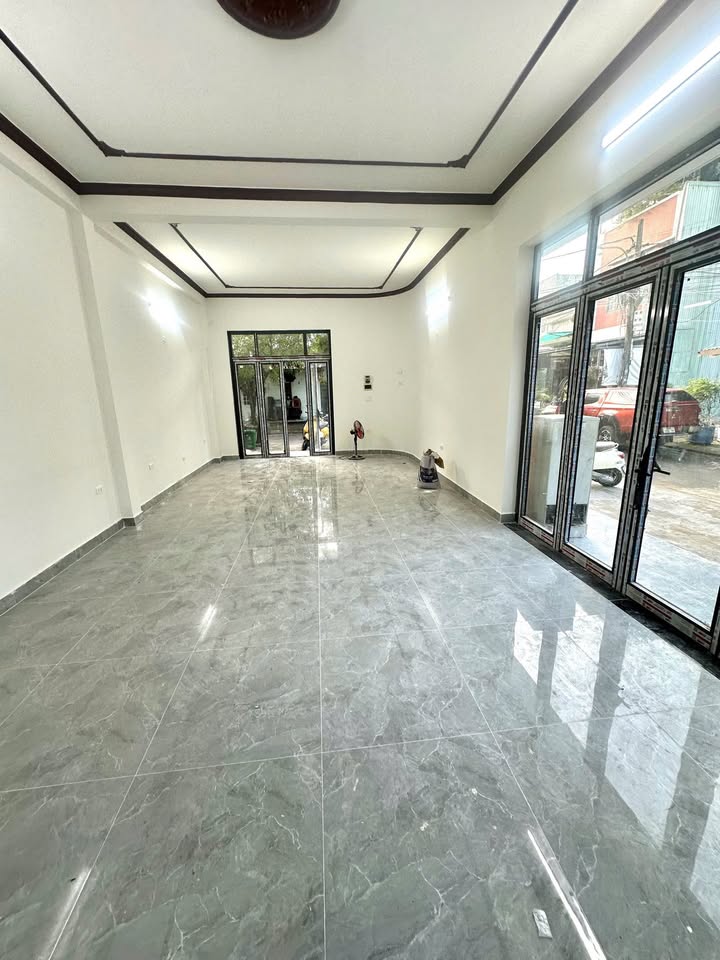 Cho thuê mặt bằng tầng 1 tại Hoà An, Đà Nẵng 86m² - Phù hợp làm văn phòng hoặc dạy học!