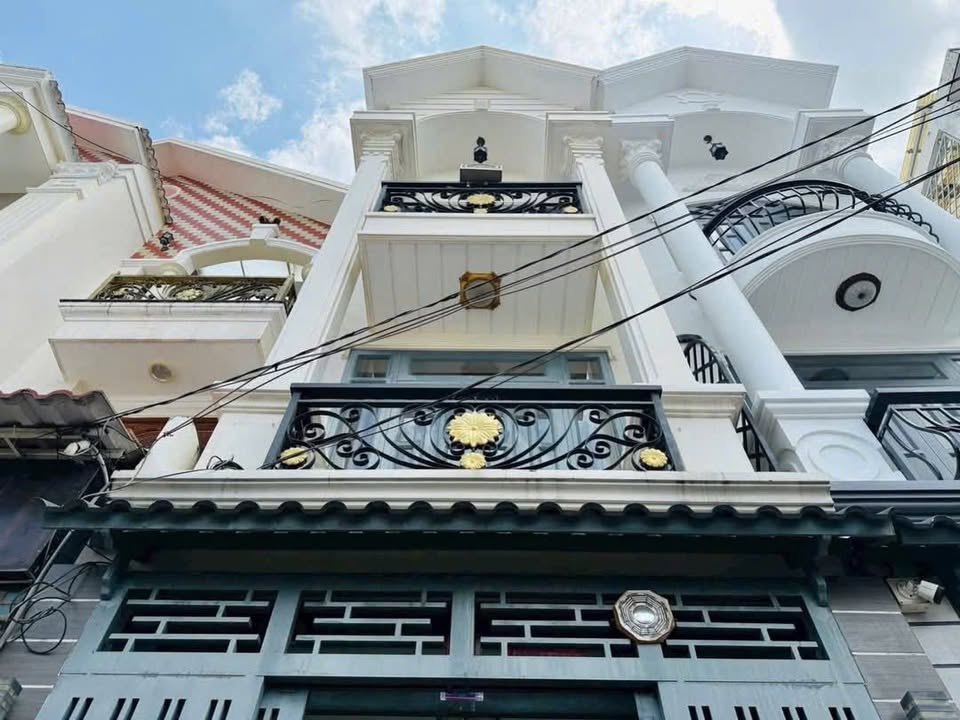 Nhà phố Phan Đăng Lưu, Bình Thạnh 55m² giá 9.7 tỷ - Gần trung tâm Q1, hiệu suất cho thuê cao!