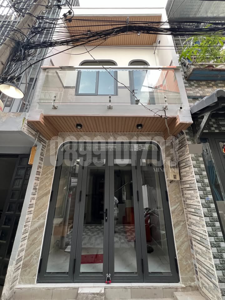 Nhà 2 tầng Bình Thạnh 27m² giá 4 tỷ - Nhà đẹp, tặng nội thất, ở ngay!