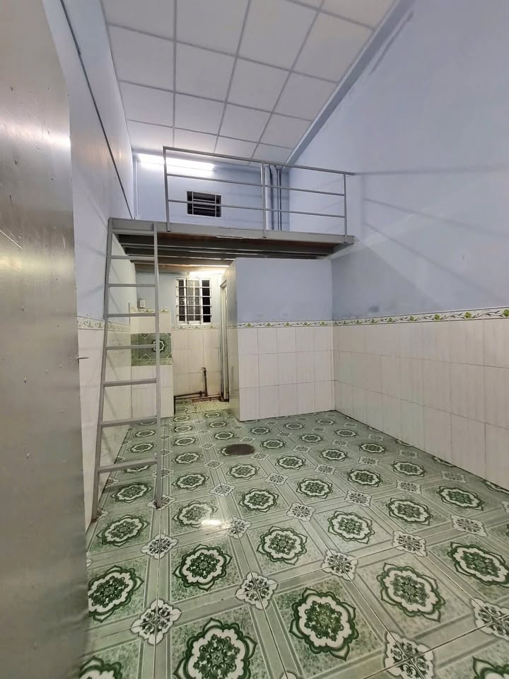 Cho thuê phòng trọ đường Hương Lộ 2, quận Bình Tân - Máy lạnh, giá 2.3 triệu/tháng