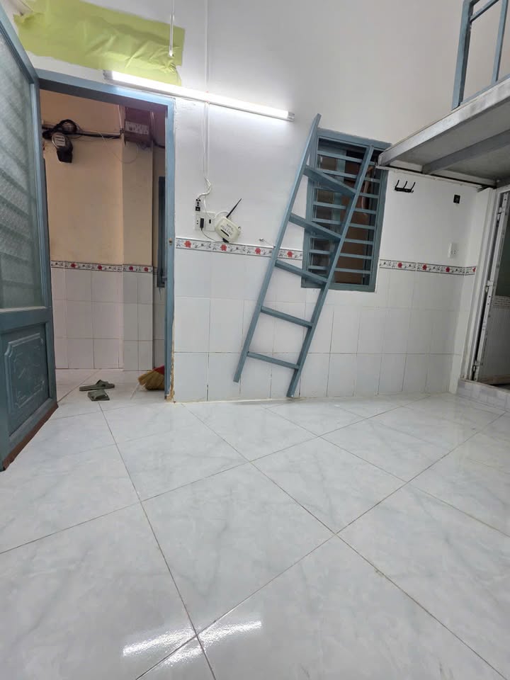 Phòng trọ 44/5 Vườn Lài, Tân Phú 2.4 triệu - Tiện nghi đầy đủ, giá tốt!
