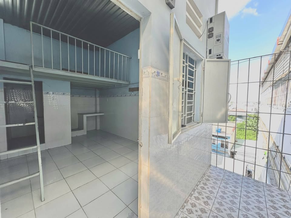 Phòng trọ cho thuê tại 63 Phạm Ngọc Thảo, Tân Phú 2.79 triệu - Full nội thất, gần Đại Học Công Thương!