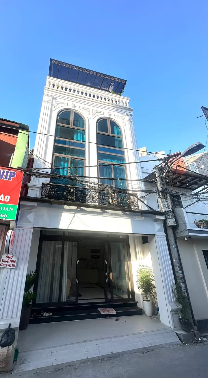 Nhà mặt phố Nguyễn Tường Loan 50m² giá 5 tỷ - Đầu tư sinh lời ngay!