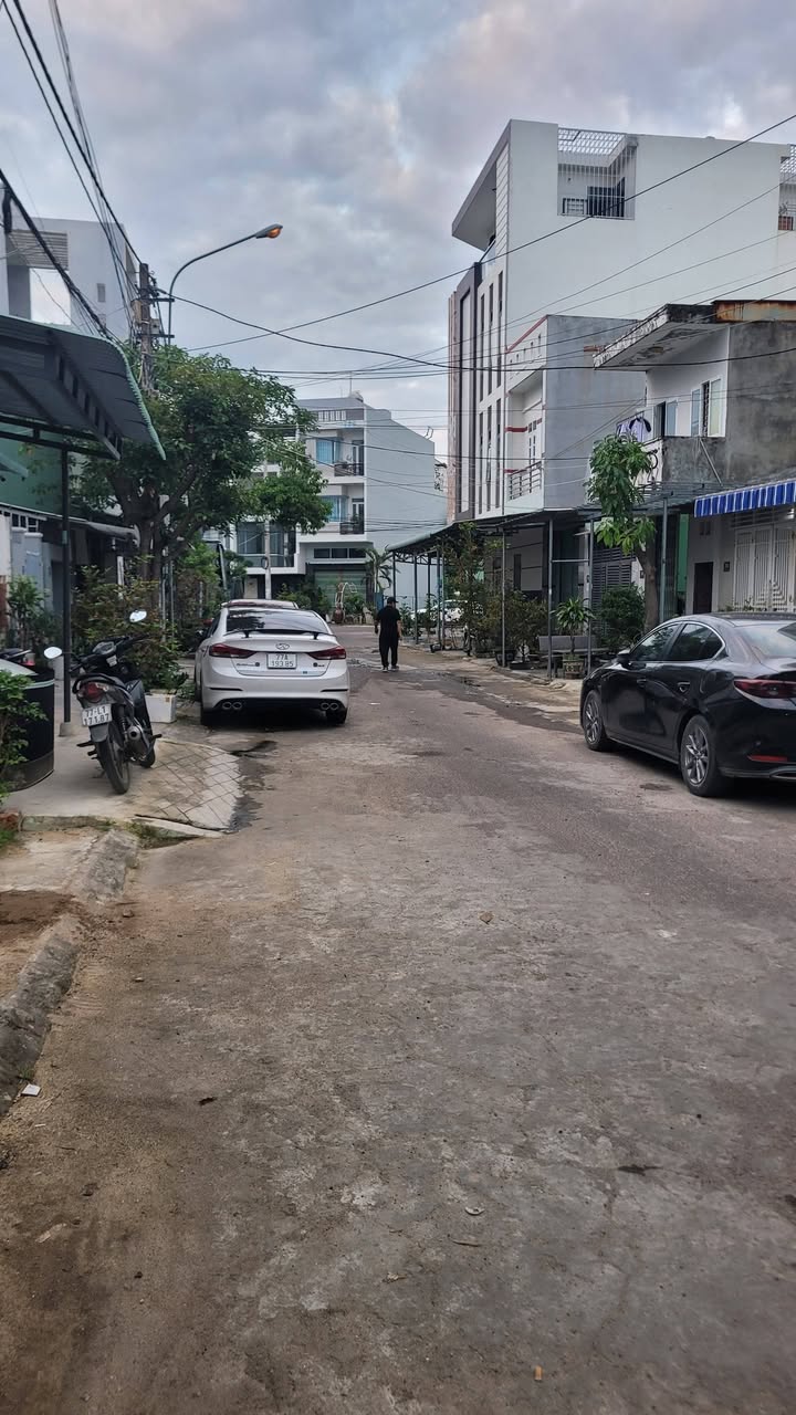 Đất nền mặt tiền Lý Chính Thắng, Đống Đa, 80m² giá 3 tỷ - Cơ hội đầu tư tuyệt vời!