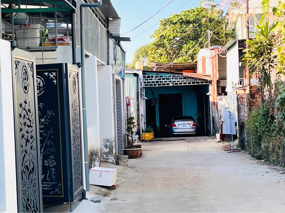 Nhà hẻm 37 Phan Đăng Lưu, Quy Nhơn 127m² giá 1.49 tỷ - Đầu tư sinh lời ngay!