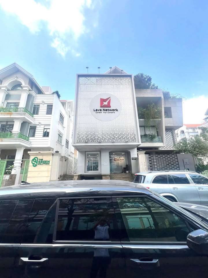 Cho thuê tòa nhà KDC Him Lam Quận 7 diện tích 200m² giá 130 triệu - Vị trí đắc địa cho kinh doanh!