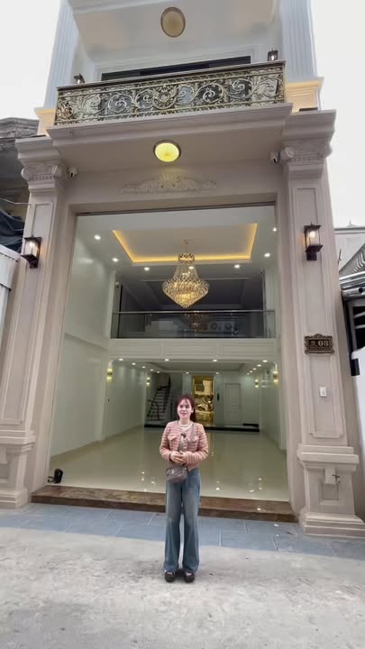 Nhà mặt phố Tam Trinh 65m² giá thỏa thuận - Kinh doanh sầm uất, ô tô tránh!