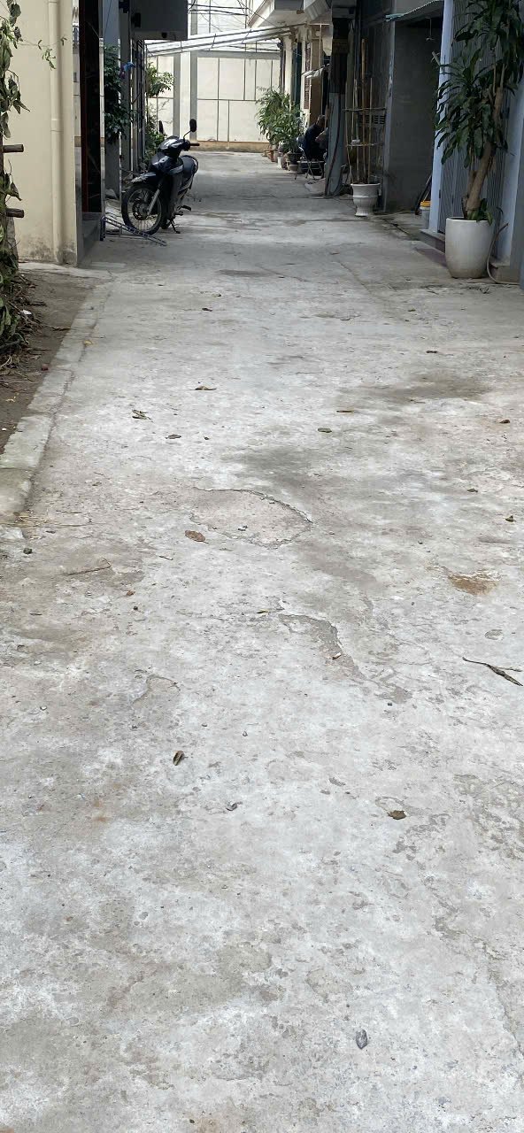 Đất Lai Xá 41m² giá 7.79 tỷ - An ninh tuyệt đối, ô tô đỗ cửa!