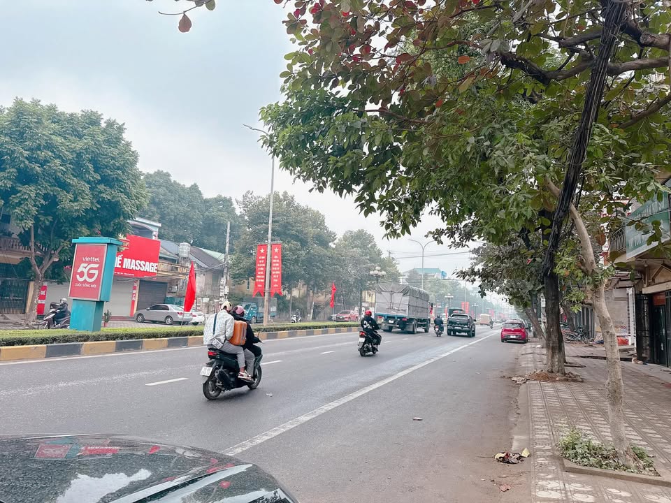 Đất mặt đường Hùng Vương, Vân Cơ 166m² - Giá hợp lý, cơ hội đầu tư tuyệt vời!