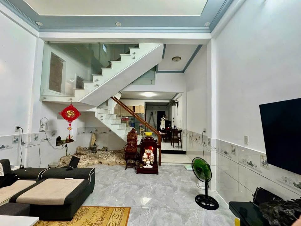 Nhà 2 Tầng Full Nội Thất Hương An, 61.1m² giá 2.2 tỷ - Không gian sống lý tưởng!