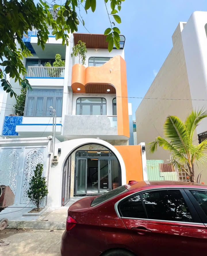 Nhà đẹp quận 9 61.6m² giá 5.39 tỷ - Chính chủ bán gấp!