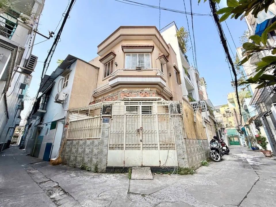 Nhà phố Phan Đình Phùng, Phú Nhuận 42m² giá 6 tỷ - Lô góc 2 mặt tiền