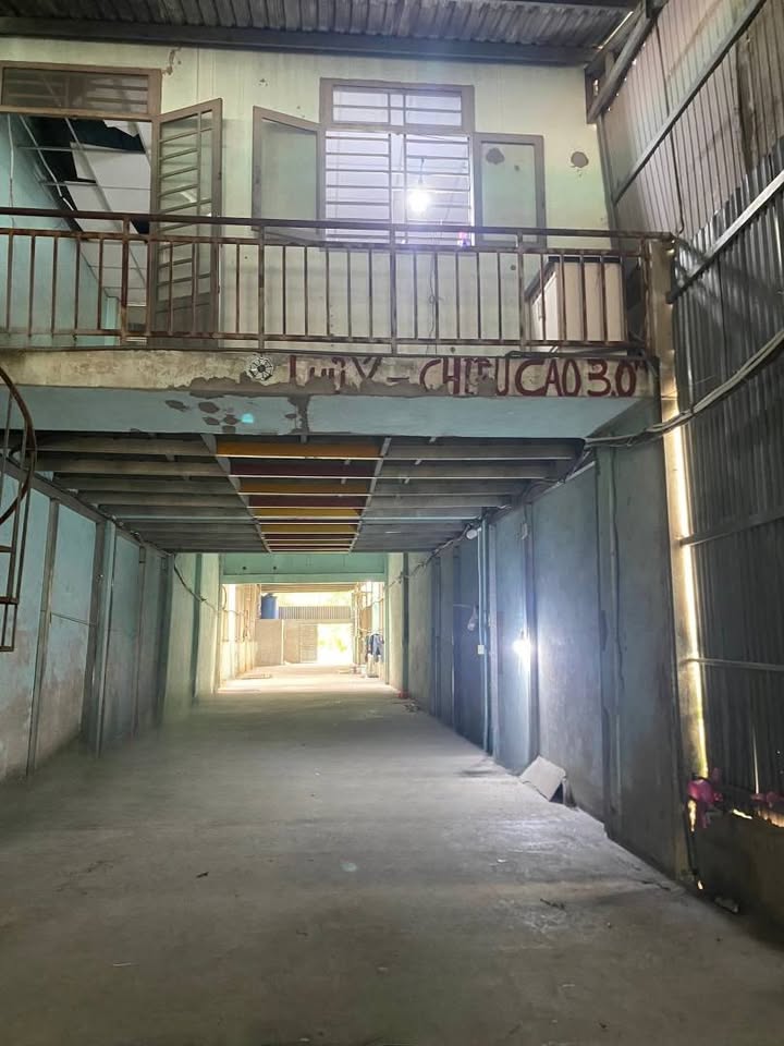 Kho xưởng cho thuê tại Bình Chánh 315m² - Mặt tiền Trần Văn Giàu, giá 18 triệu/tháng!