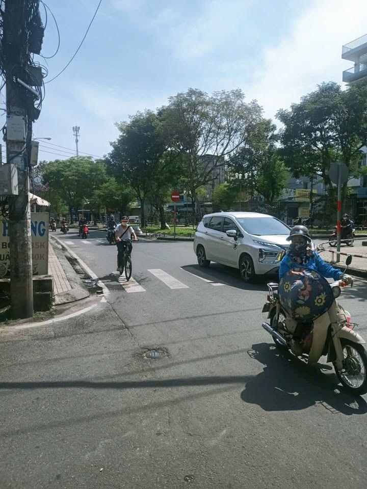 Nhà mặt tiền Kênh Nước Đen, Bình Tân 72m² giá 9.9 tỷ - Đầu tư sinh lời ngay!