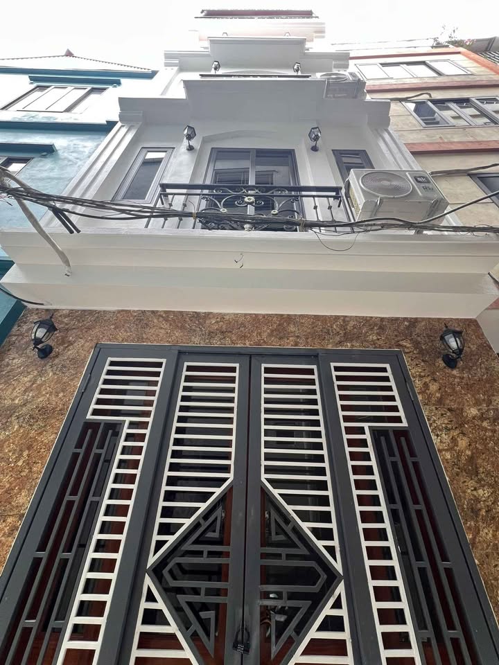 Nhà 5 tầng 32m² Phúc Lý Minh Khai 7.6 tỷ - Sẵn sàng vào ở ngay!