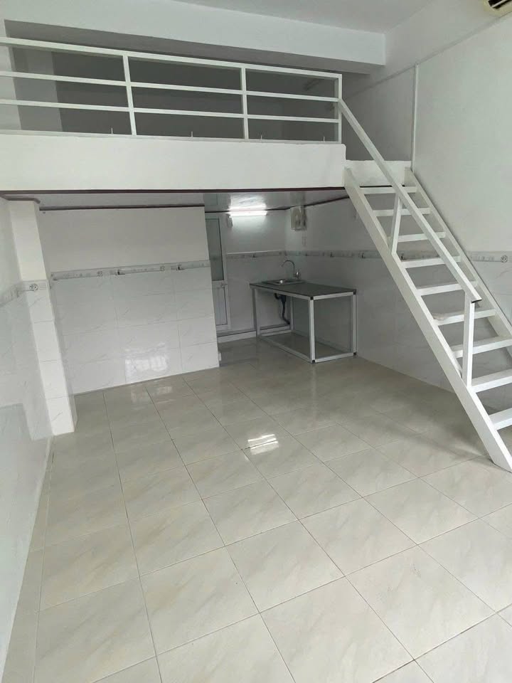 Nhà 4 tầng kiệt Hàn Mặc Tử Đà Nẵng 63,3m² giá 7 tỷ - Dòng tiền ổn định 20 triệu/tháng!