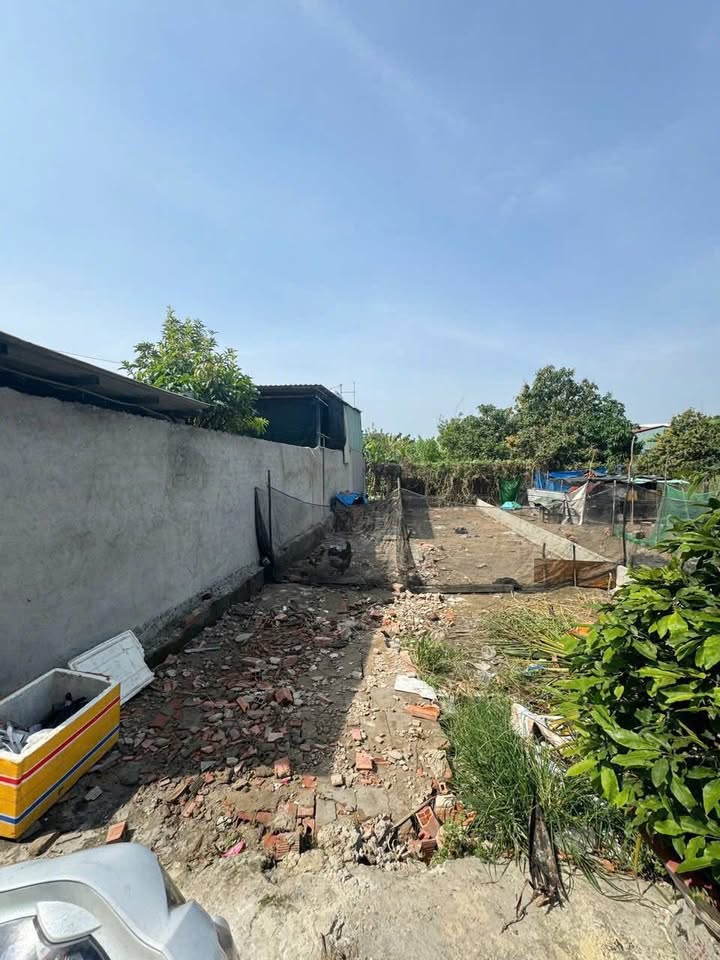 Đất nền Tân Hiệp Hóc Môn 100m² giá 2.7 tỷ - Hẻm 3.5m, xây dựng tự do!