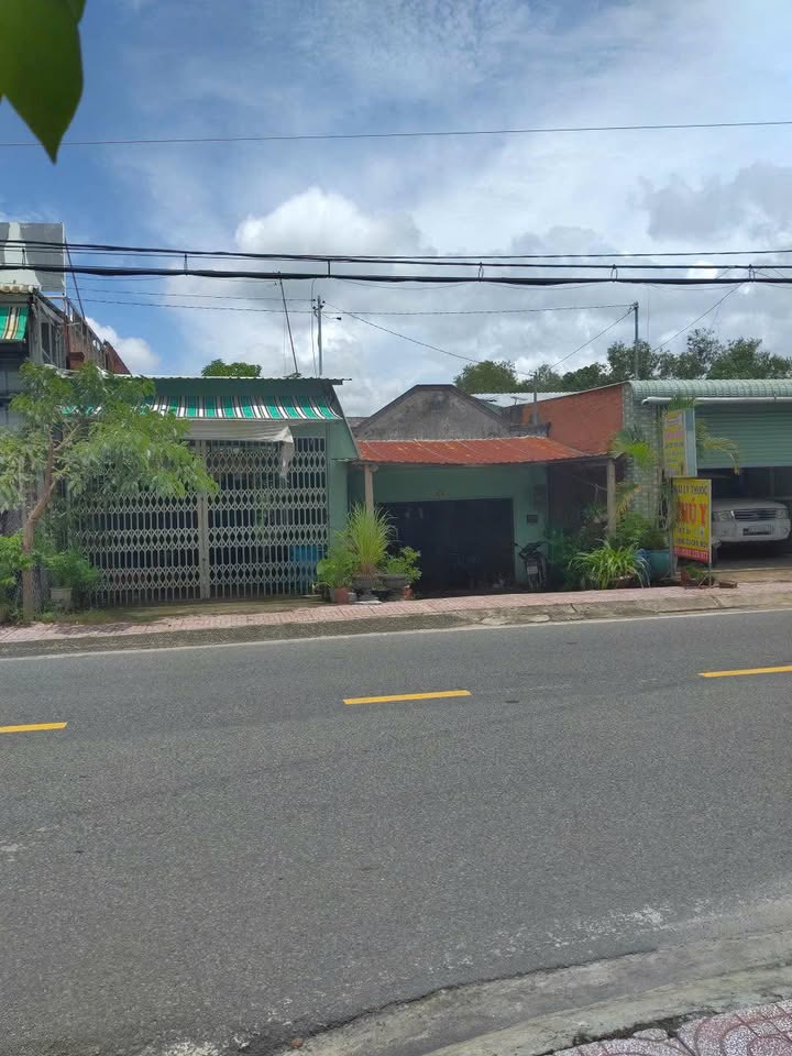 Bán nhà mặt tiền đường Trung Lập, huyện Củ Chi, 541m² - Cơ hội đầu tư tốt!