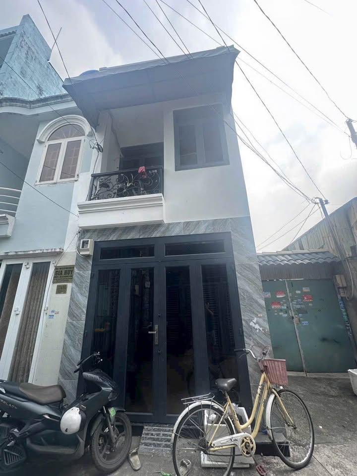 Nhà bán Trung Mỹ Tây 28.8m² giá 2.45 tỷ - Sổ hồng chính chủ!