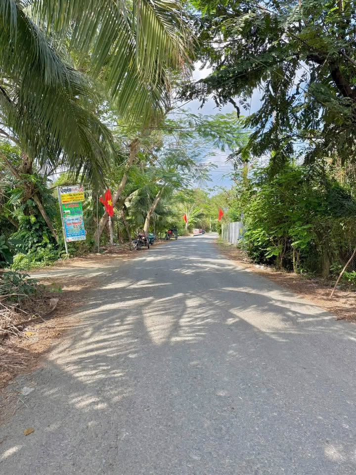 Đất nền mặt tiền Lê Văn Nghề 84m² giá 1 tỷ - Vị trí đắc địa gần trường học!