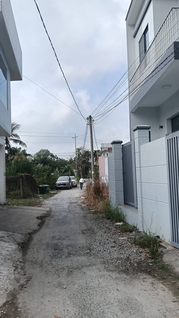 Nhà 1 trệt 1 lầu tại Phường Thanh Hòa, Cai Lậy 90m² giá 1.8 tỷ - Đầu tư sinh lời ngay!