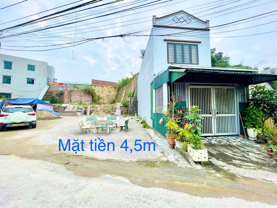 Đất nền ngõ 10 Nguyễn Văn Cừ, Hạ Long 40m² giá 2 tỷ - Vị trí trung tâm thuận lợi!