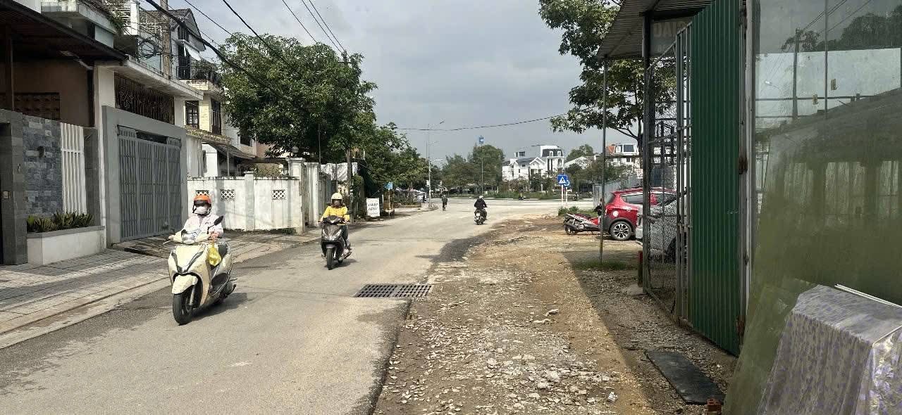 Mặt tiền kinh doanh đường Trần Thái Tông, Huế 125m² giá 5 tỷ - Vị trí đắc địa, kinh doanh thuận lợi!