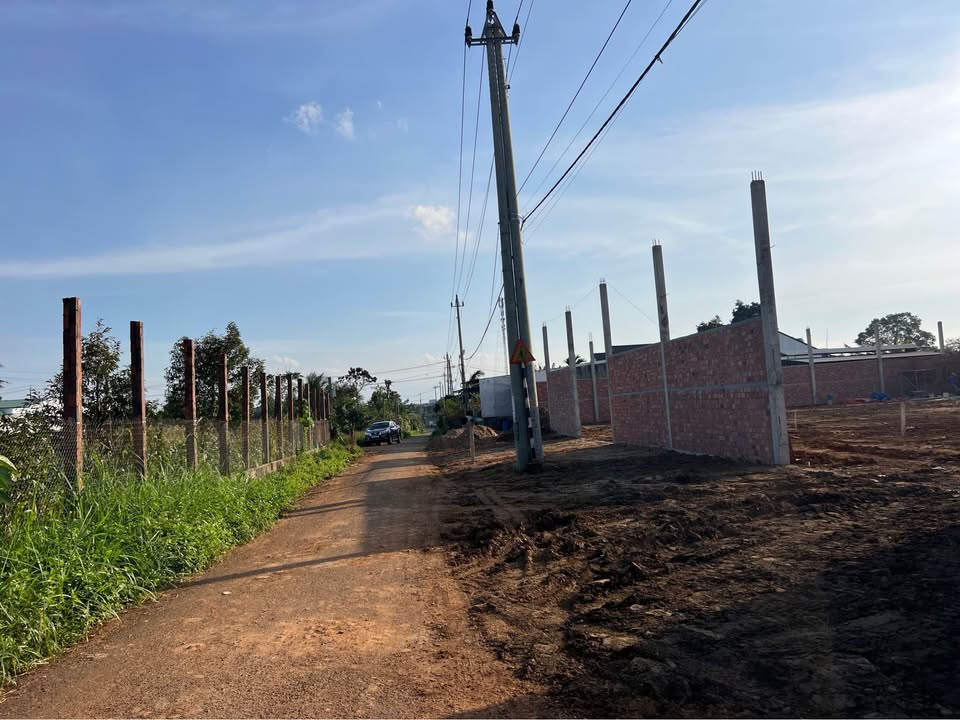 Đất nền Ea Kar 288m² giá 2.765 tỷ - Tiềm năng đầu tư lớn!