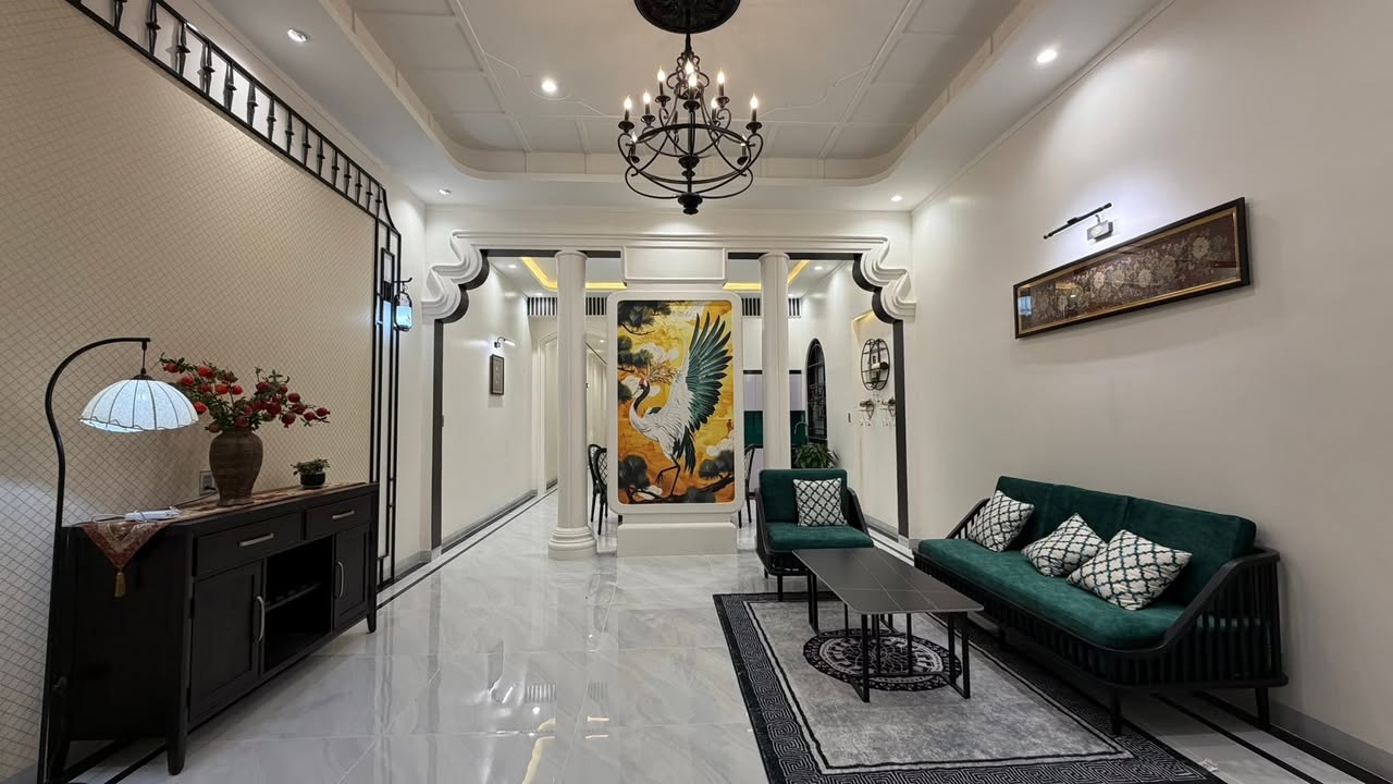 Nhà phố Hòa Thành Tây Ninh 150m² giá 1.99 tỷ - Thiết kế độc lạ, sẵn sàng vào ở!