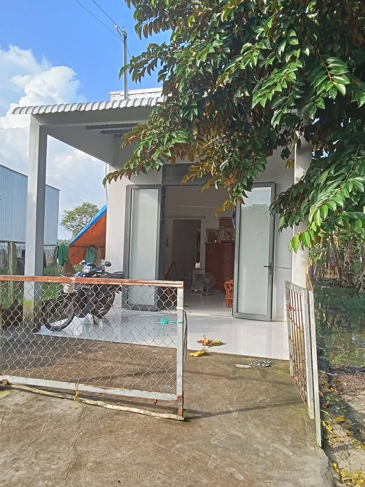 Nhà cấp 4 Ấp Nhà Việc 1107m² giá chỉ 480 triệu - Cơ hội sở hữu đất vàng!