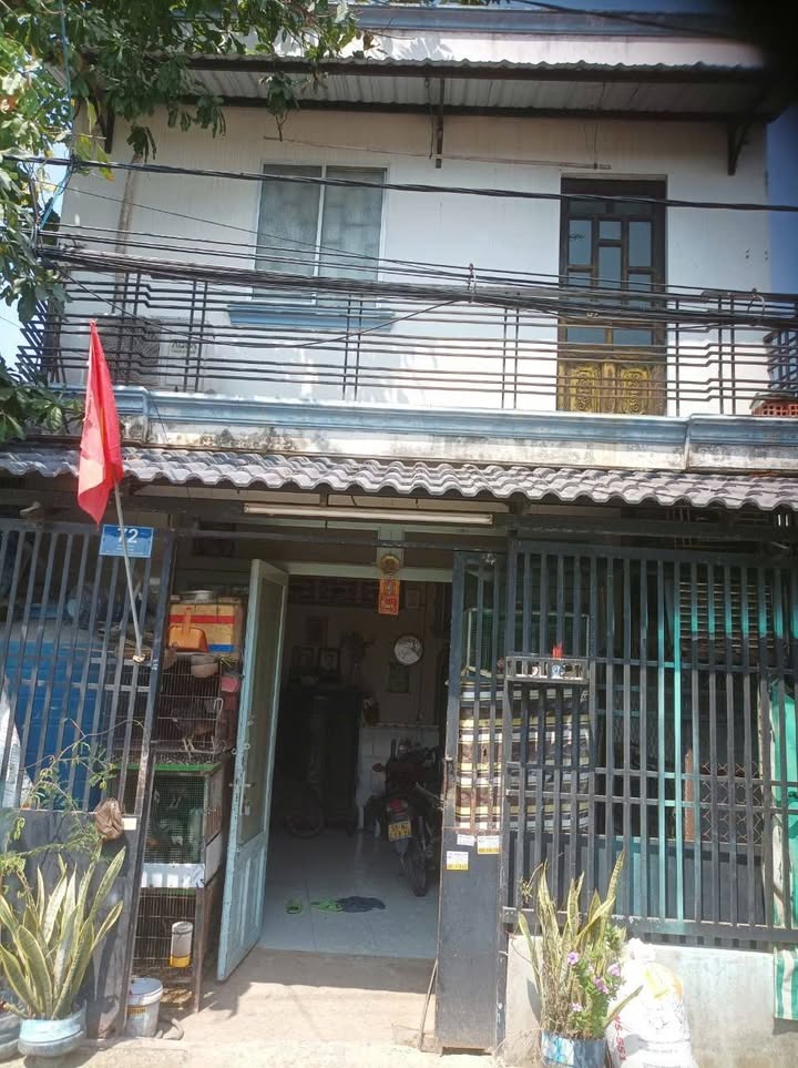 Nhà phố 44m² đường Bùi Văn Sự, Bình Chánh chỉ 900 triệu - Cơ hội vàng cho gia đình trẻ!