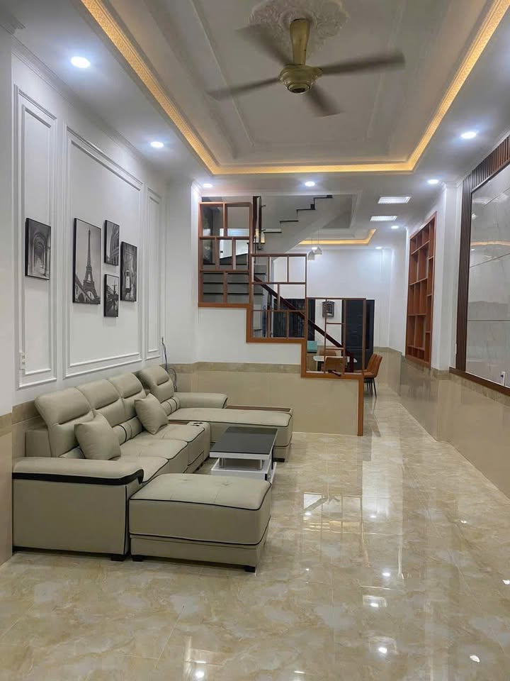 Biệt thự Phú Gia Huy, Bình Chuẩn 60m² giá 5.1 tỷ - Chính chủ sổ hồng đầy đủ!